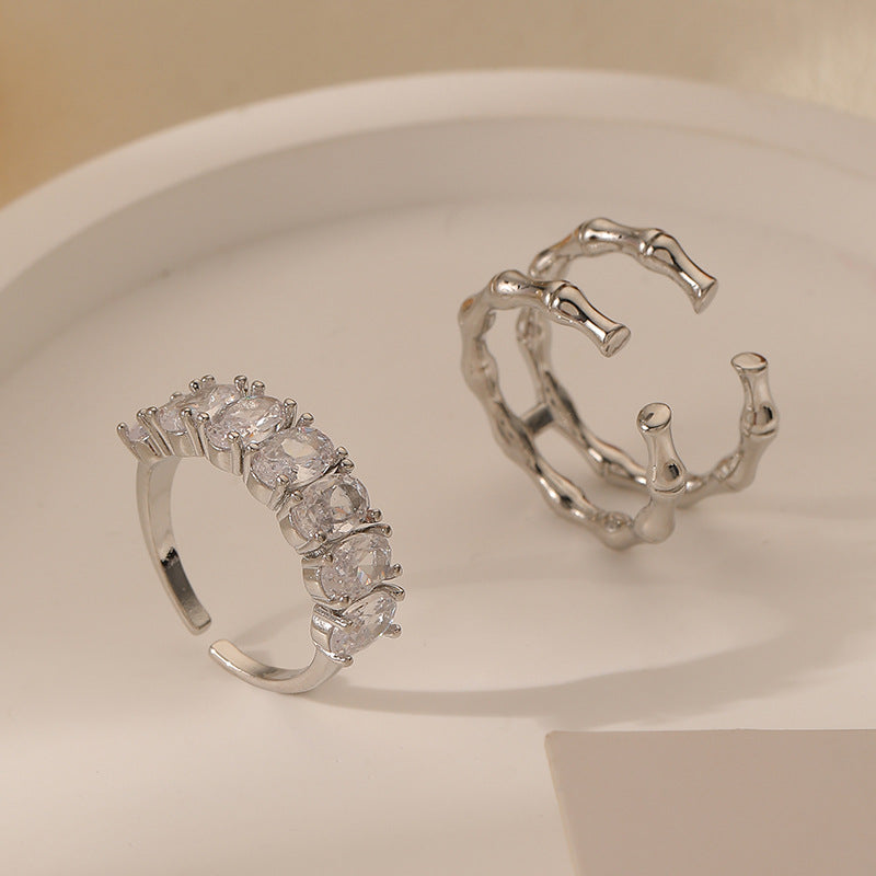 Ensemble de bagues empilables en bambou argenté et cristal ovale | Ajustable