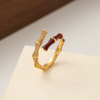 Bague ajustable en bambou, pavée d'émail et de cristaux | Or 