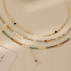 Collier ras du cou bohème en perles d'eau douce 