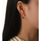 Boucles d'oreilles créoles géométriques minimalistes 